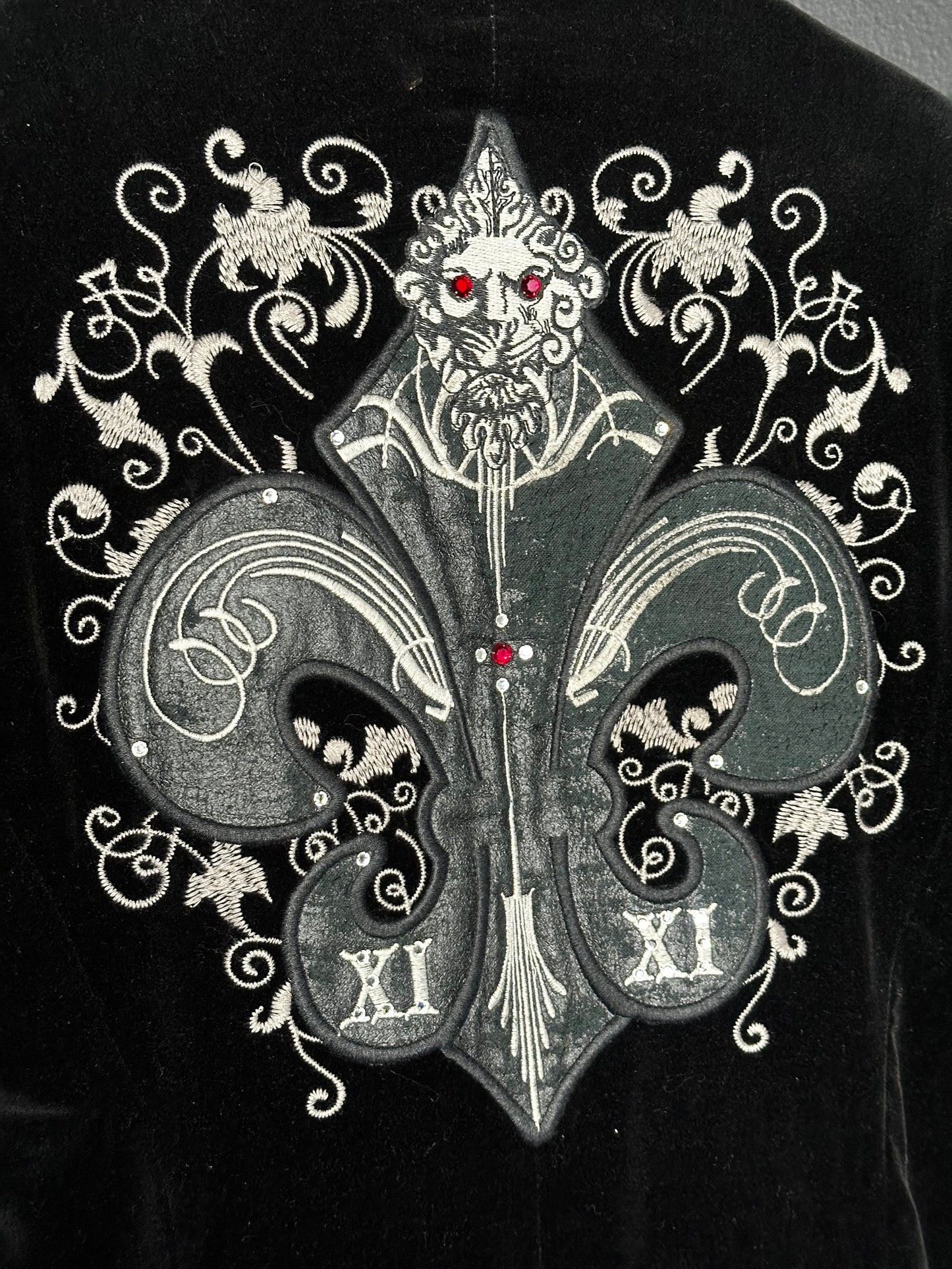 (XS) XI-XI Embroidered Coat